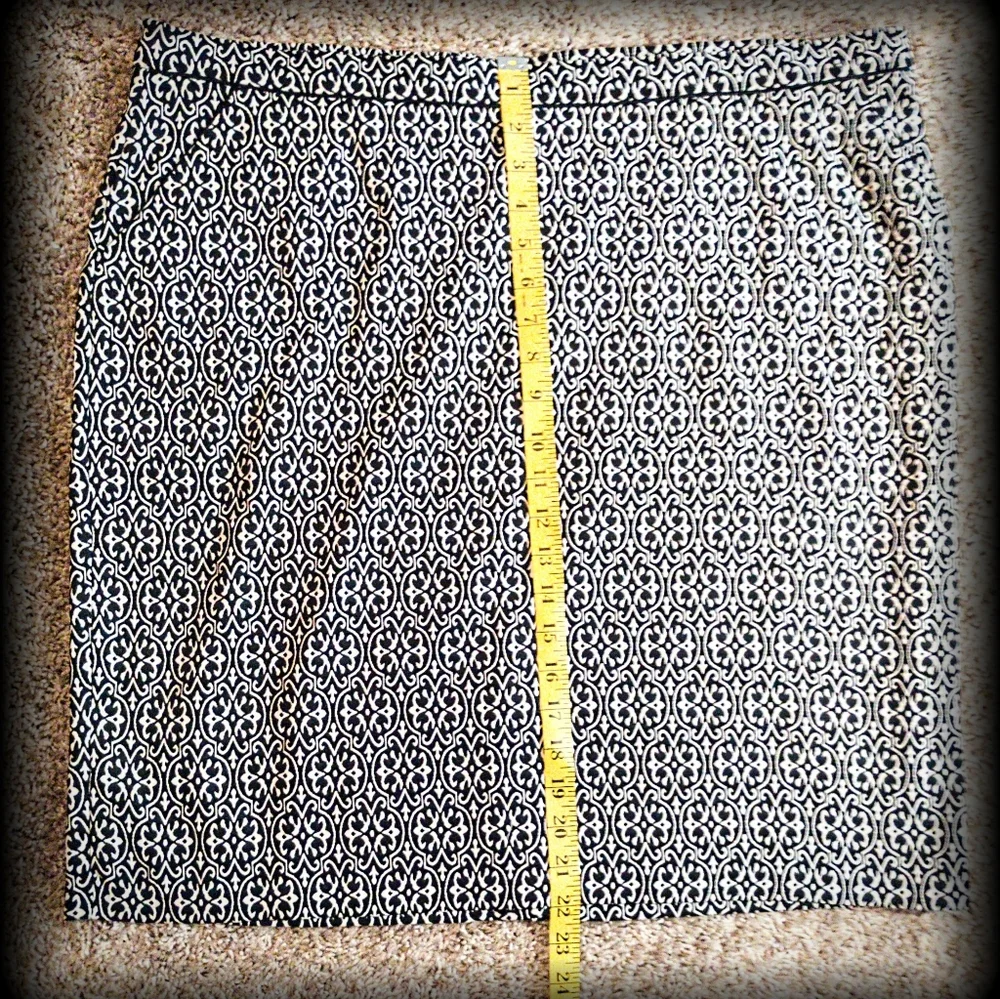 🦩dressbarn est 1962 PLUS SIZE pullon black white Geometric Paisley print 2x